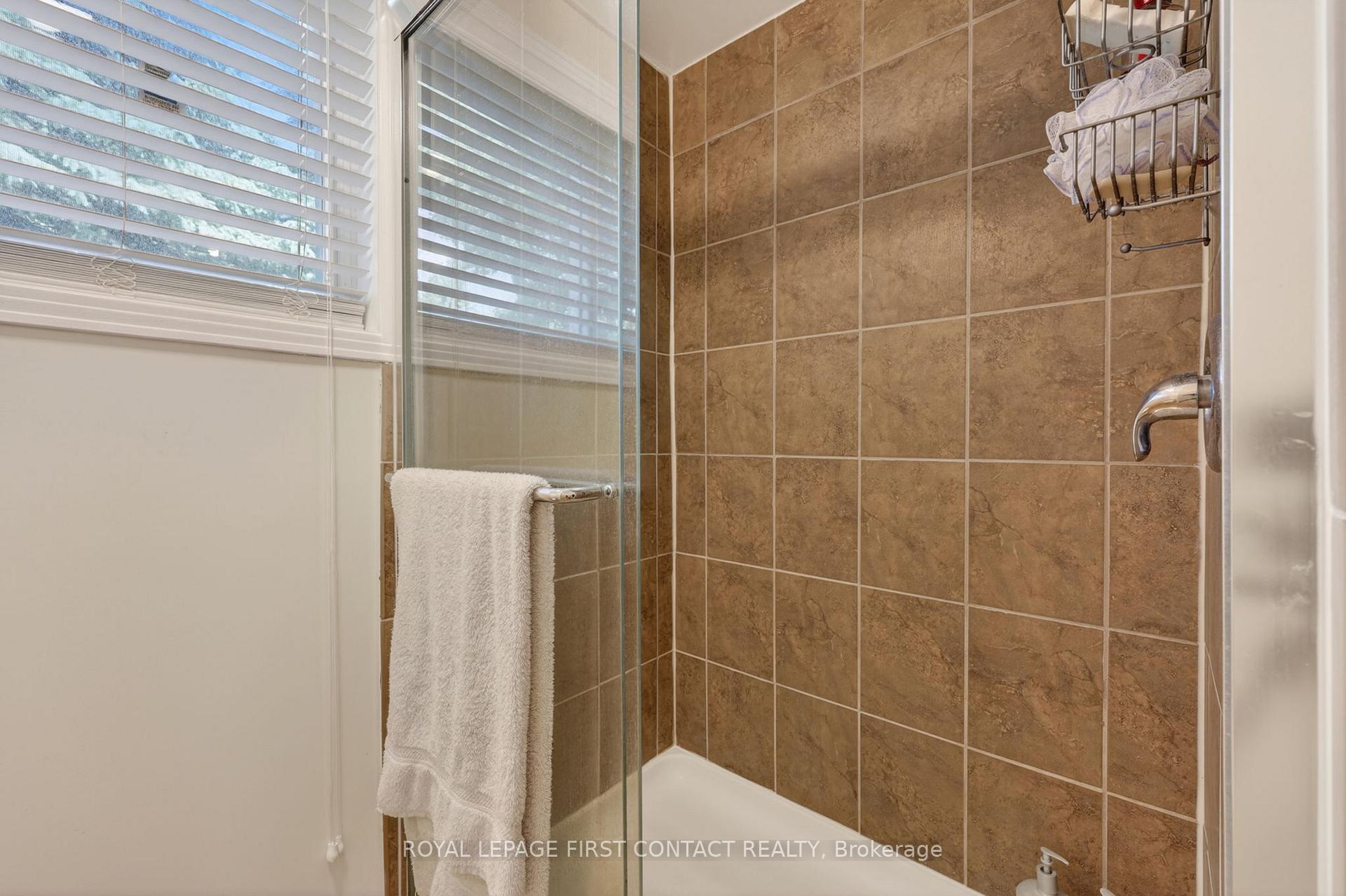 Photo 26 of 60 Willow Landing Road, Springwater, Midhurst — HOMEH