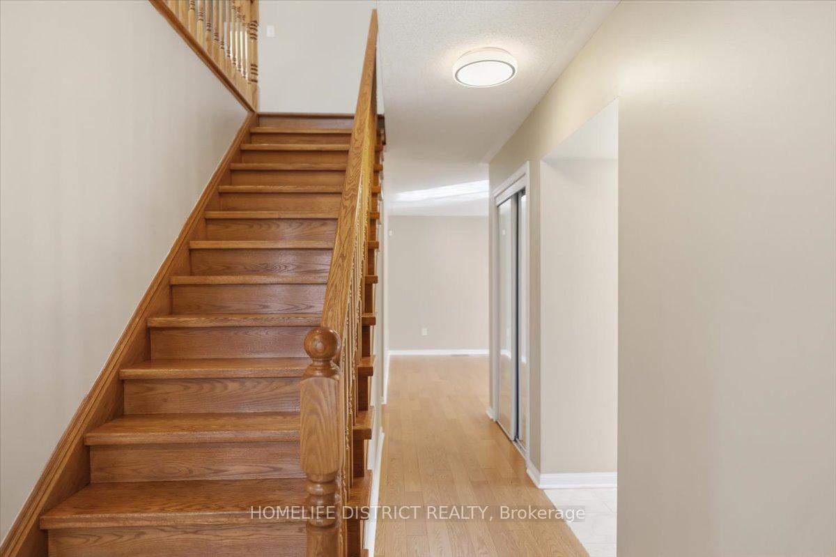 Photo 9 of 901 Bennett Boulevard, Milton, Beaty — HOMEH