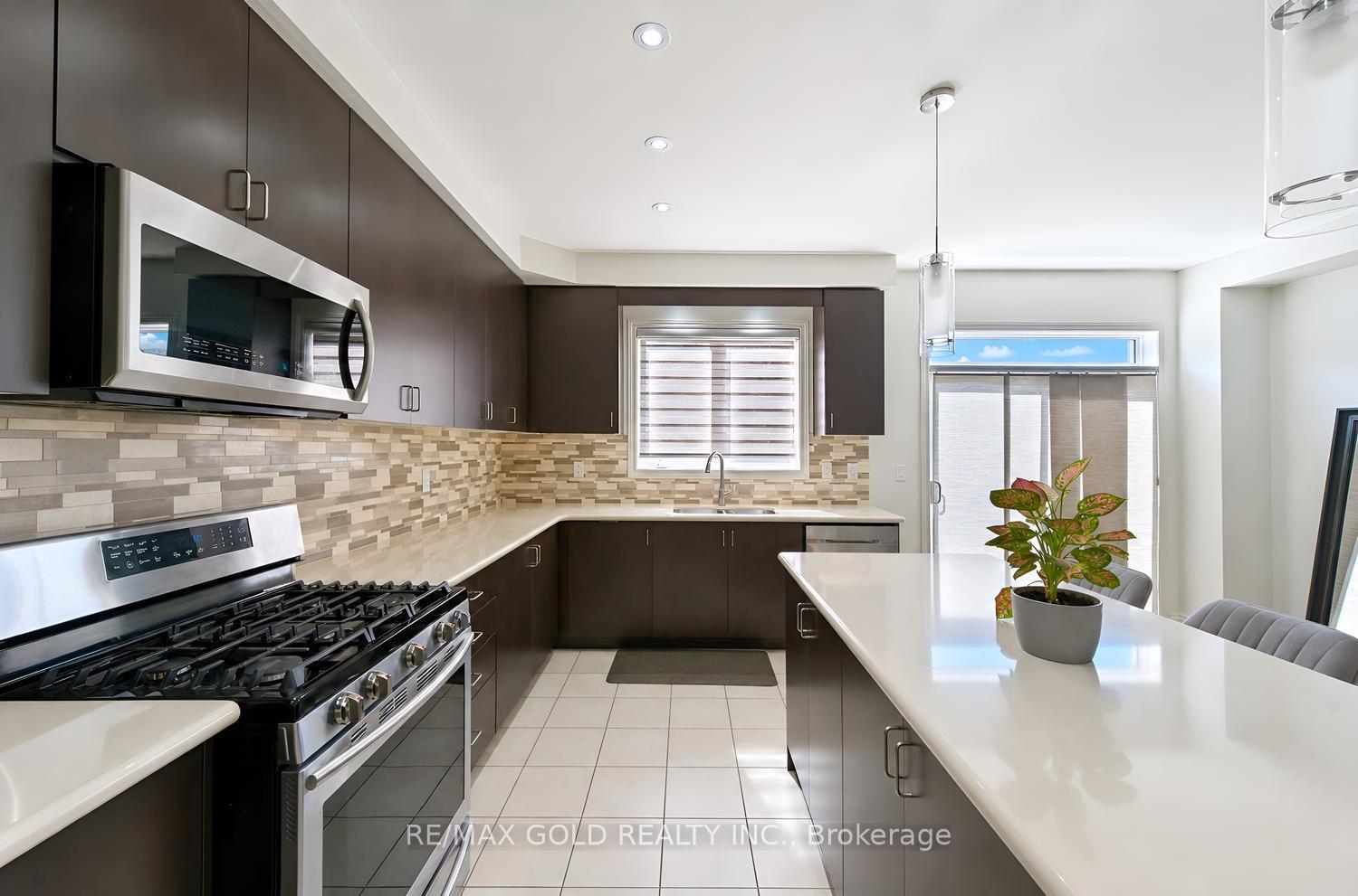Photo 13 of 116 Lesabre Crescent, Brampton, Bram East — HOMEH