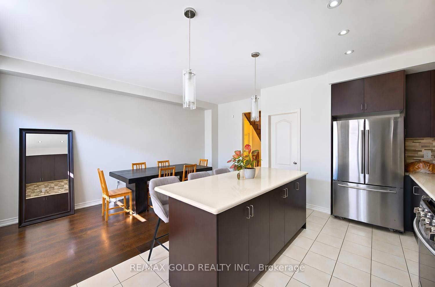 Photo 15 of 116 Lesabre Crescent, Brampton, Bram East — HOMEH