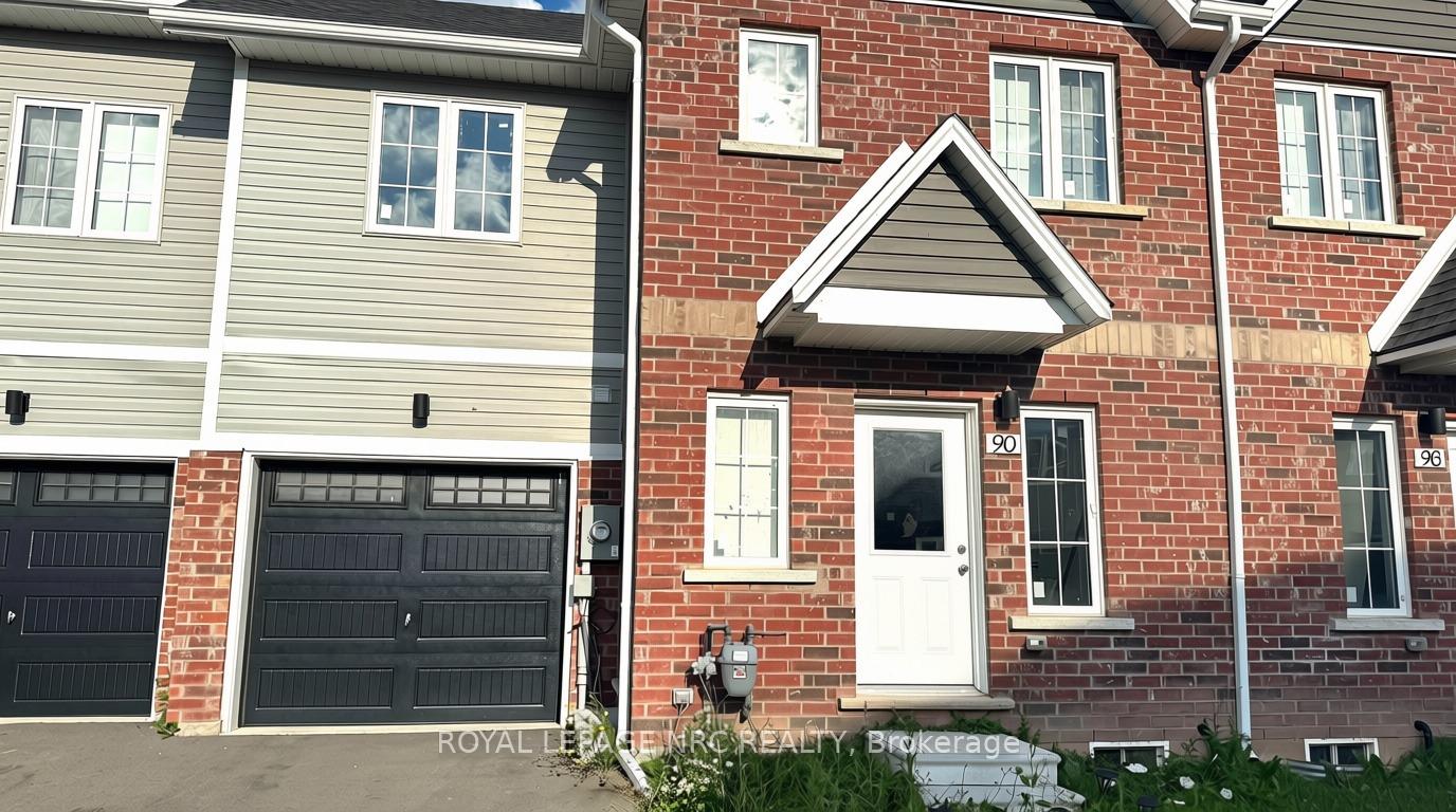 Photo 16 of 90 Highriver Trail, Welland, Broadway — HOMEH