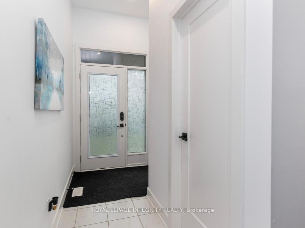 Photo 4 of 602 Cordelette Circle, Ottawa, Mer Bleue/Bradley Estates/Anderson Park — HOMEH