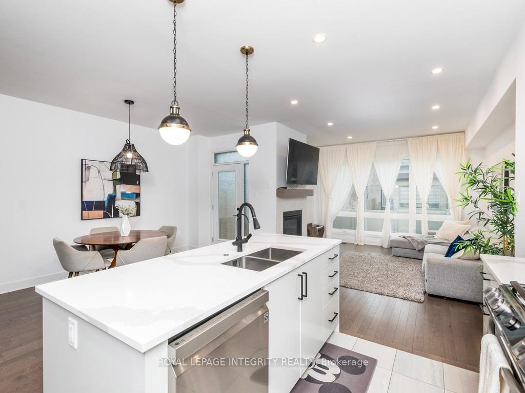 Photo 16 of 602 Cordelette Circle, Ottawa, Mer Bleue/Bradley Estates/Anderson Park — HOMEH