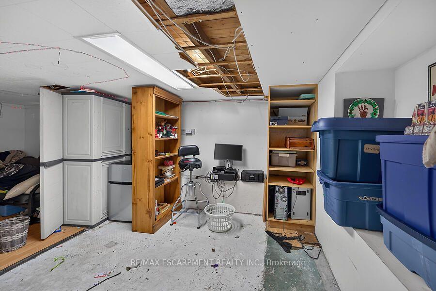 Photo 14 of 576 Rosseau Road, Hamilton, Rosedale — HOMEH