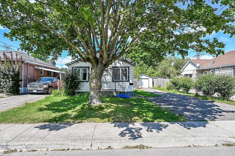 Photo 17 of 576 Rosseau Road, Hamilton, Rosedale — HOMEH