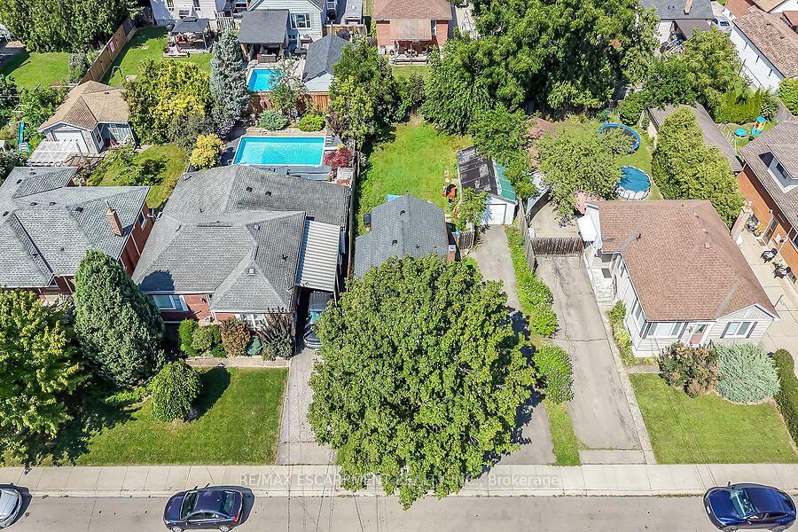 Photo 19 of 576 Rosseau Road, Hamilton, Rosedale — HOMEH