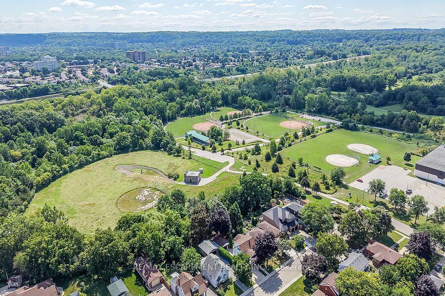 Photo 21 of 576 Rosseau Road, Hamilton, Rosedale — HOMEH
