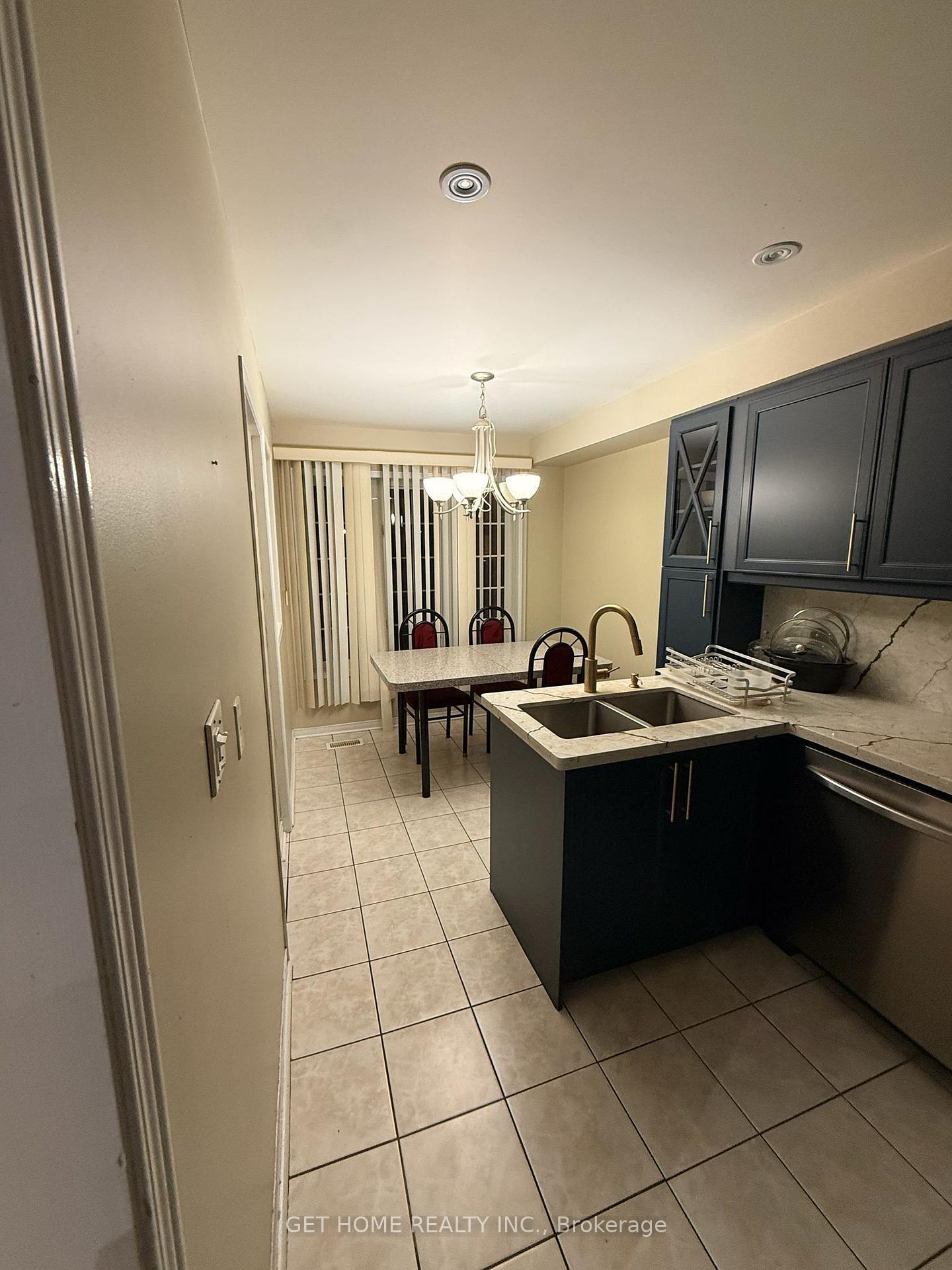 Photo 6 of Unit Main, 240 Mclevin Avenue, Scarborough, Malvern — HOMEH