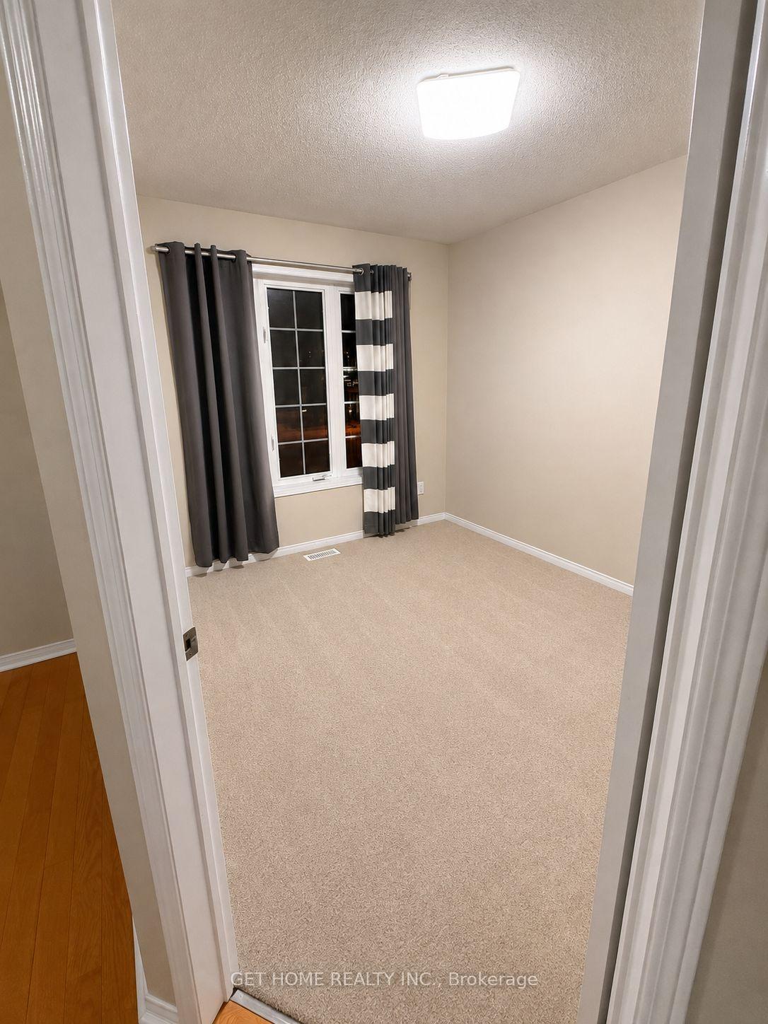Photo 8 of Unit Main, 240 Mclevin Avenue, Scarborough, Malvern — HOMEH