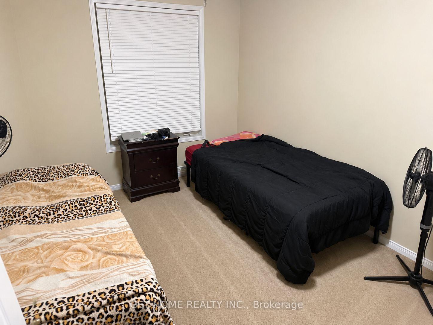 Photo 9 of Unit Main, 240 Mclevin Avenue, Scarborough, Malvern — HOMEH