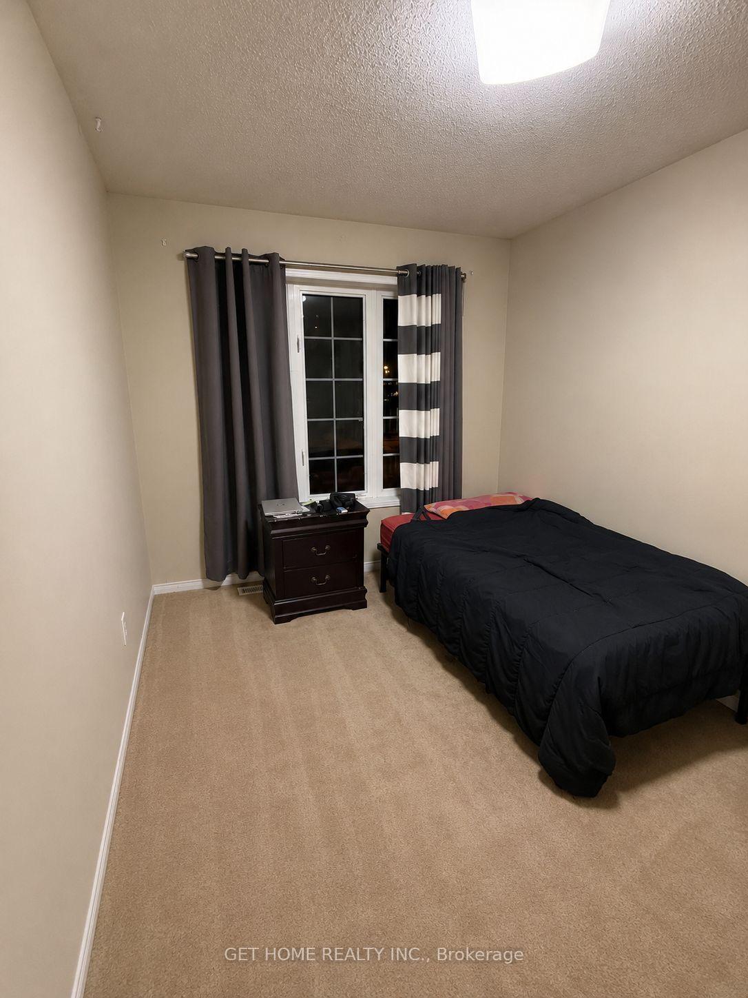 Photo 10 of Unit Main, 240 Mclevin Avenue, Scarborough, Malvern — HOMEH