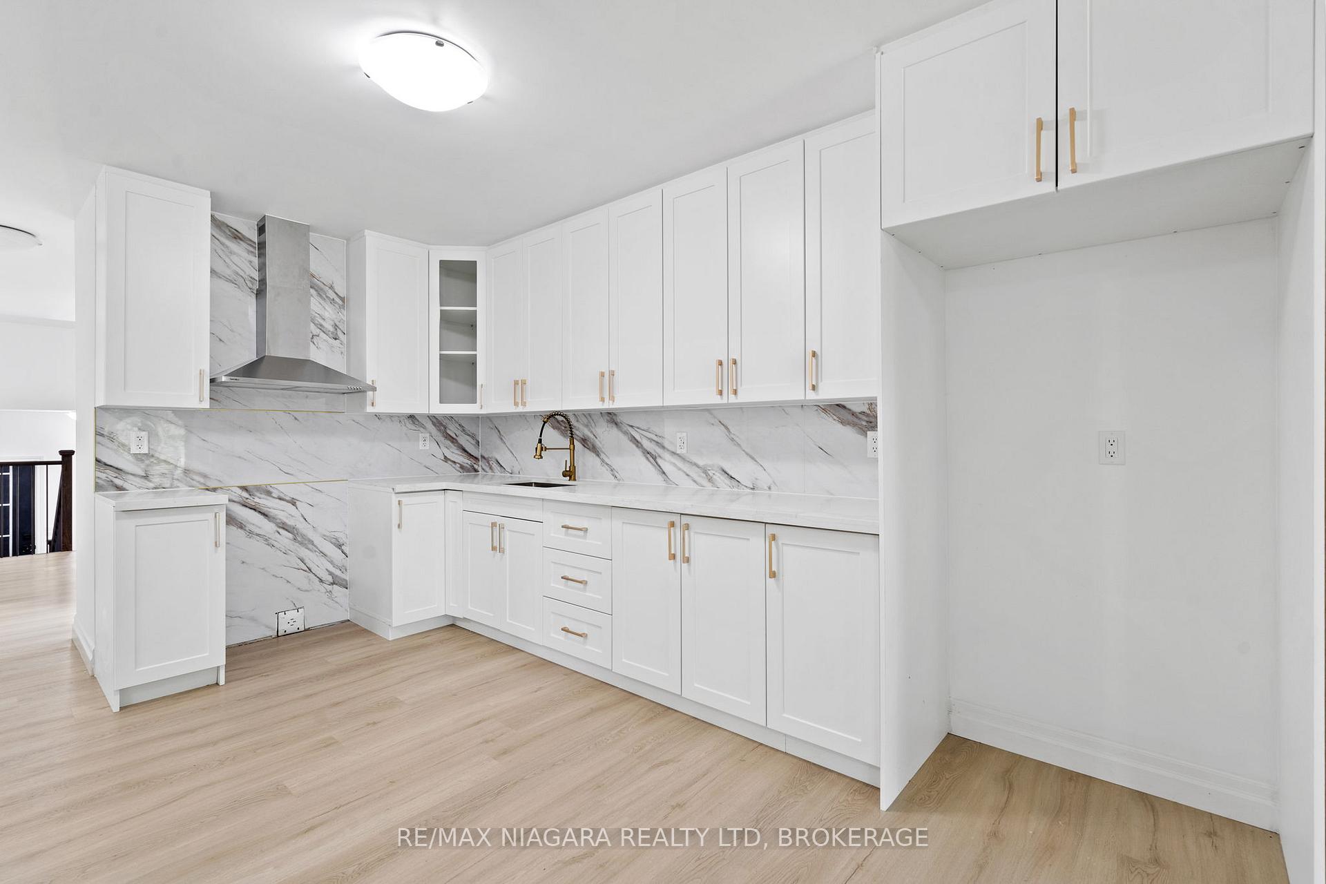 Photo 8 of 46A Pelham Road, St. Catharines, Western Hill — HOMEH