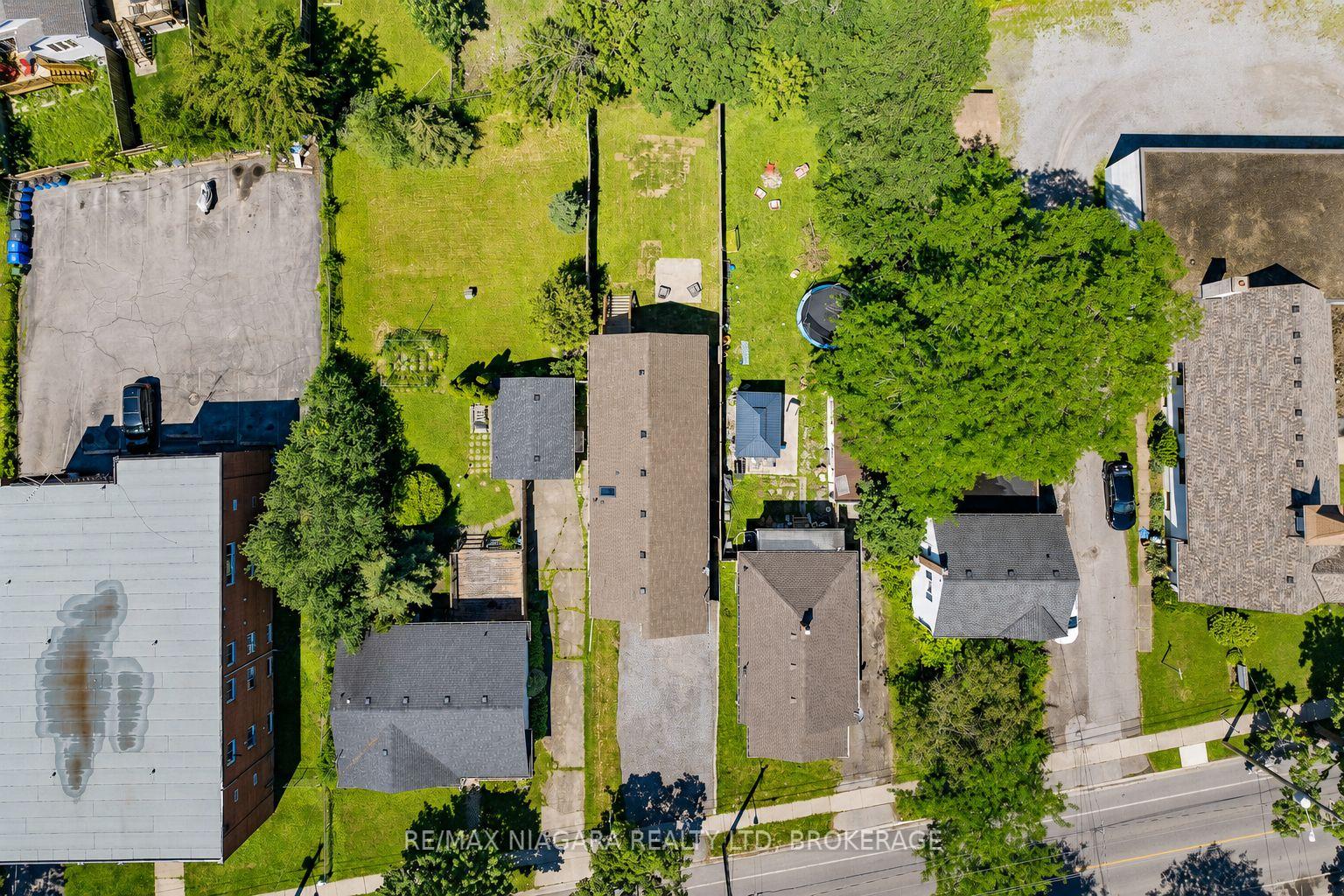 Photo 25 of 46A Pelham Road, St. Catharines, Western Hill — HOMEH
