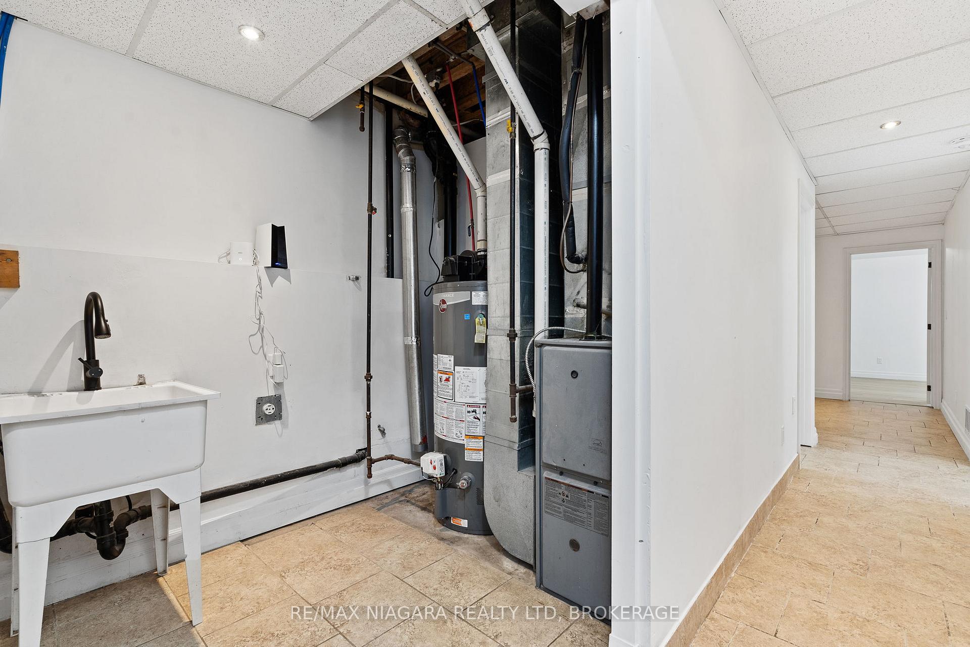 Photo 26 of 46A Pelham Road, St. Catharines, Western Hill — HOMEH