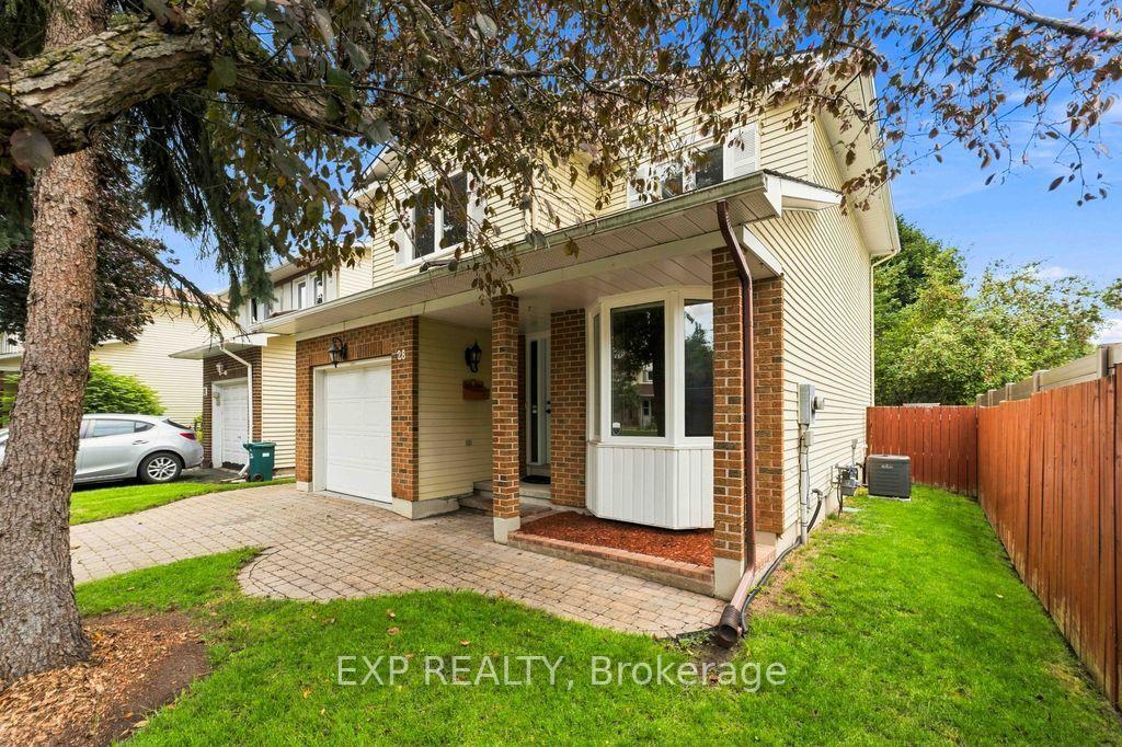 Photo 2 of 28 Glenmoriston Avenue, Ottawa, Kanata - Glencairn/Hazeldean — HOMEH