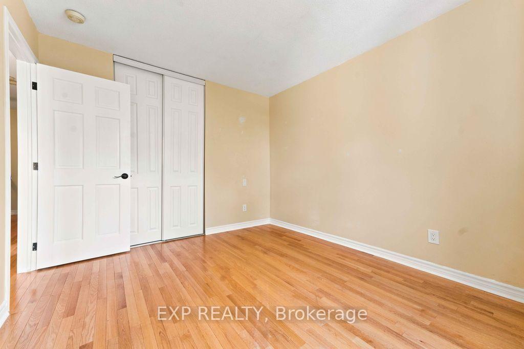 Photo 28 of 28 Glenmoriston Avenue, Ottawa, Kanata - Glencairn/Hazeldean — HOMEH