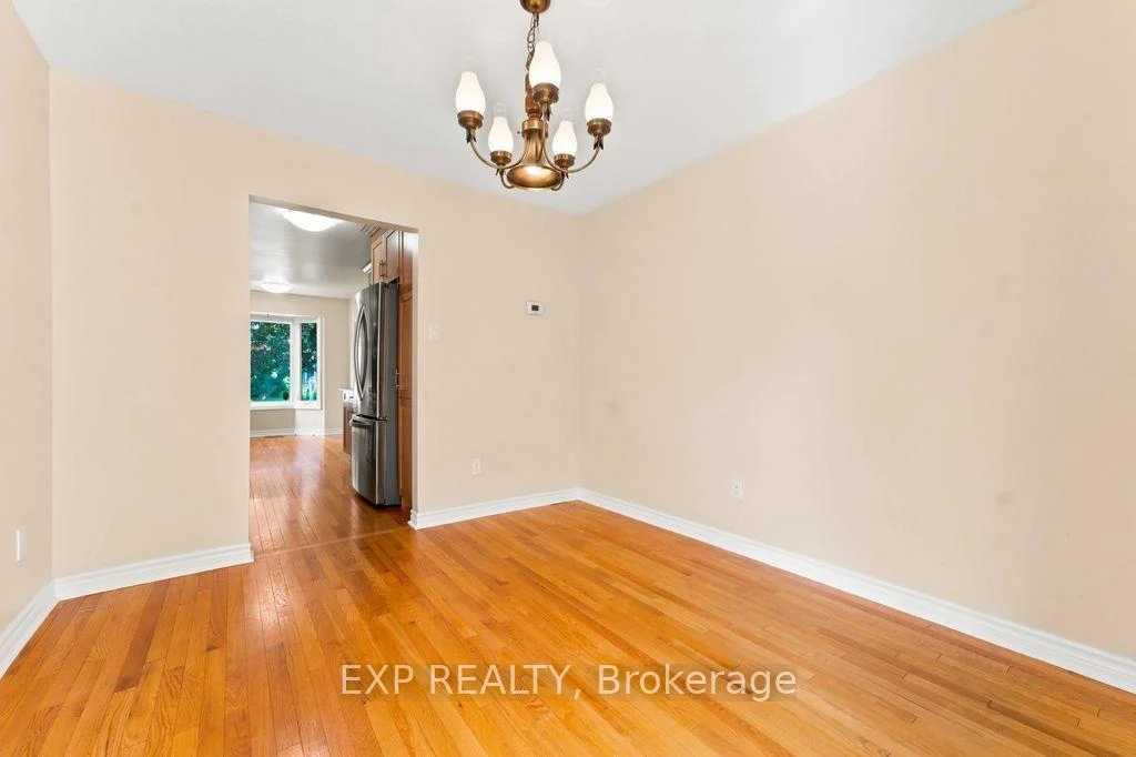 Photo 14 of 28 Glenmoriston Avenue, Ottawa, Kanata - Glencairn/Hazeldean — HOMEH