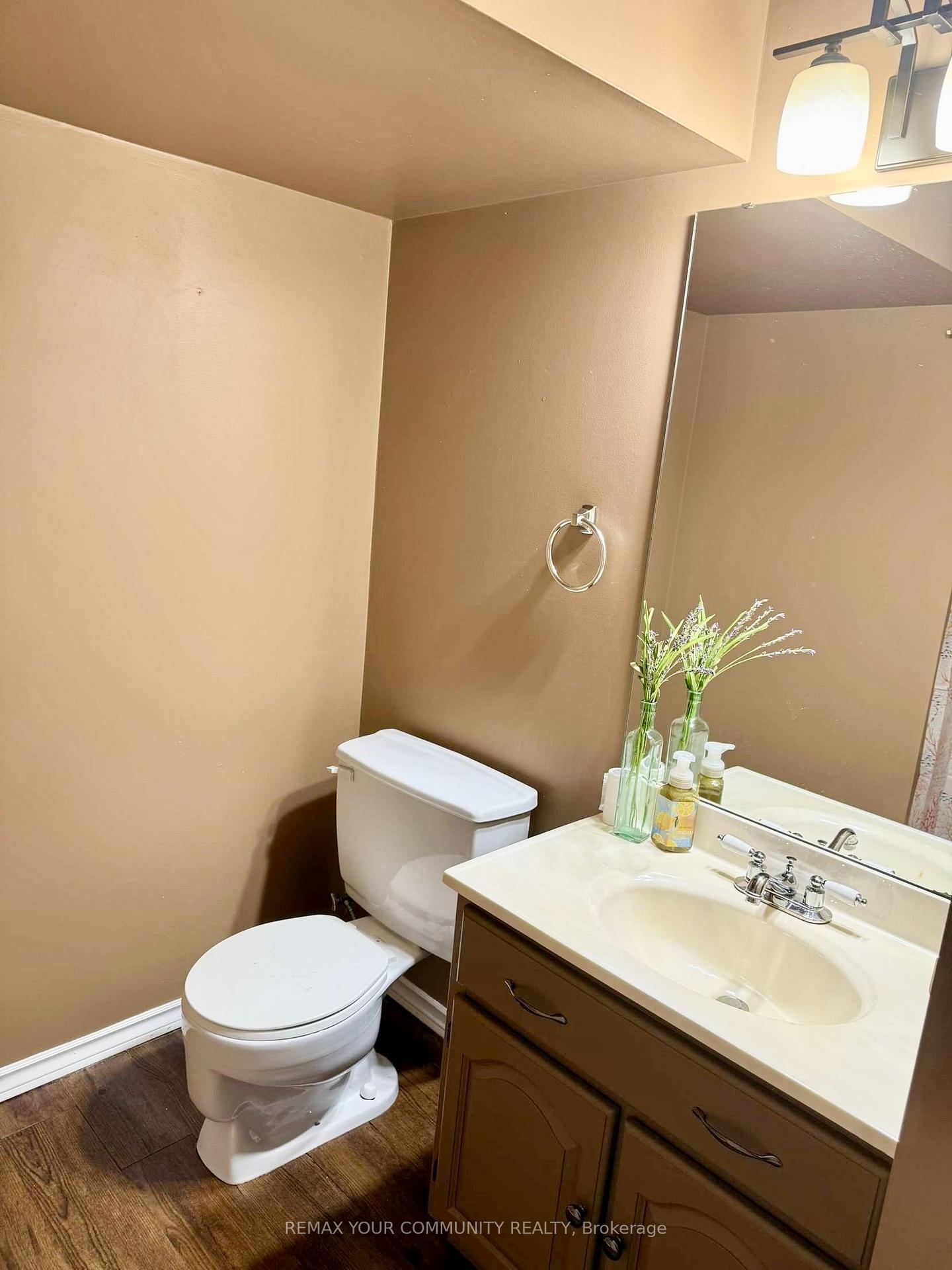 Photo 21 of 69 Branlyn Crescent, Brantford, Lynden Hills — HOMEH