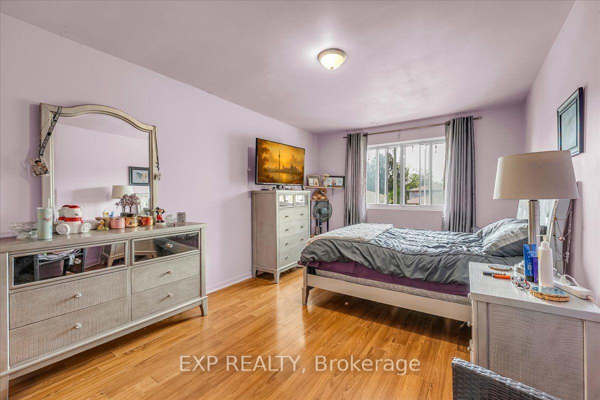 Photo 23 of 3313 Acala Crescent, Mississauga, Mississauga Valleys — HOMEH