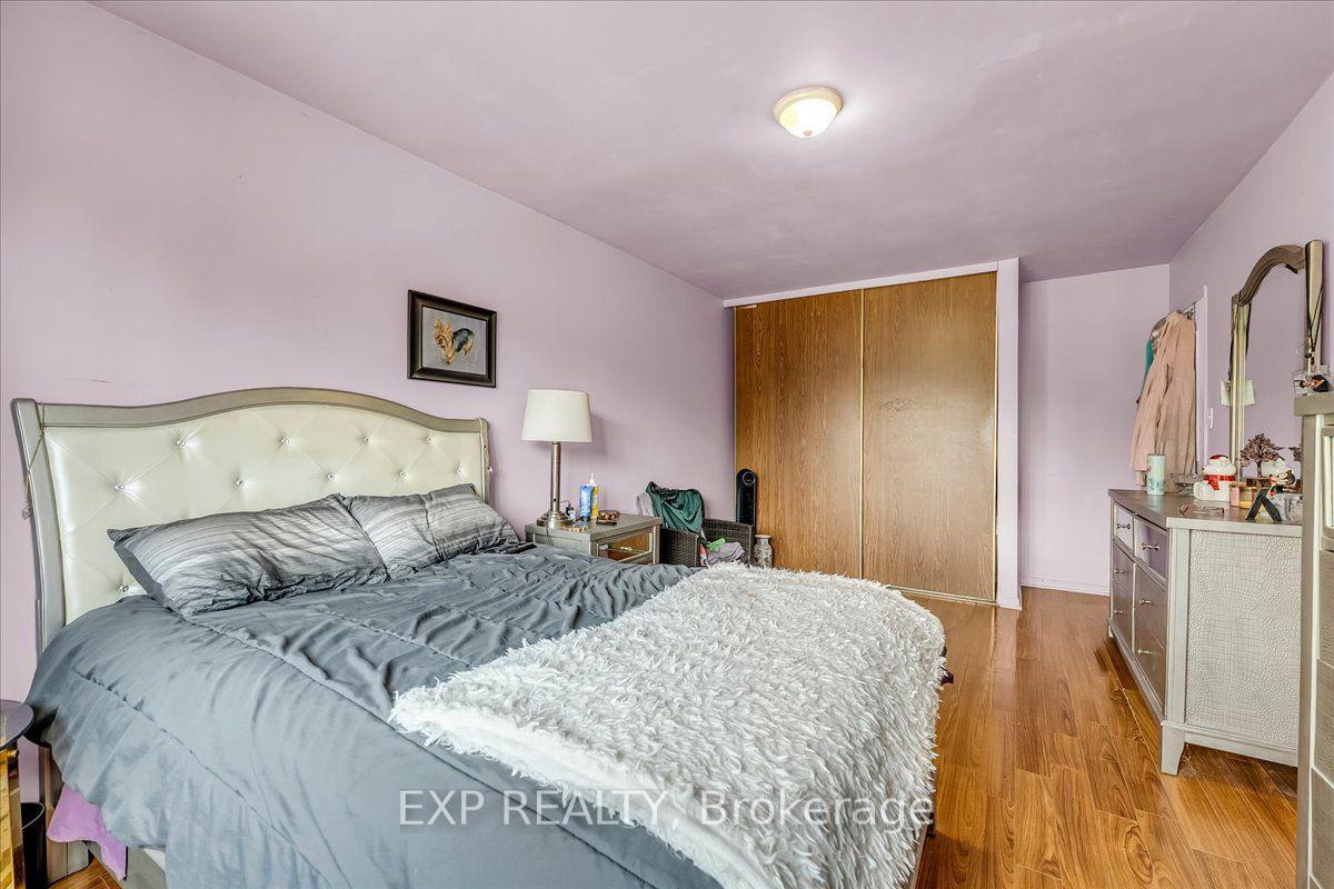Photo 24 of 3313 Acala Crescent, Mississauga, Mississauga Valleys — HOMEH