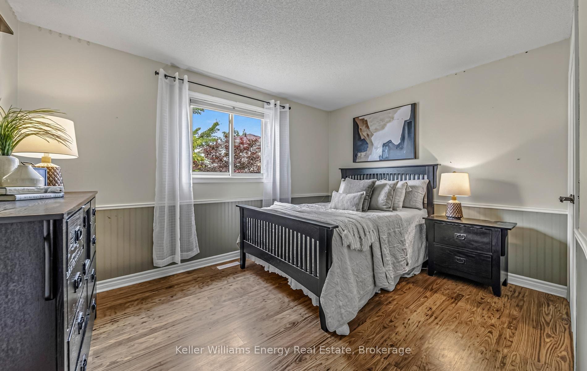 Photo 25 of 7 Stirling Avenue, Clarington, Courtice — HOMEH