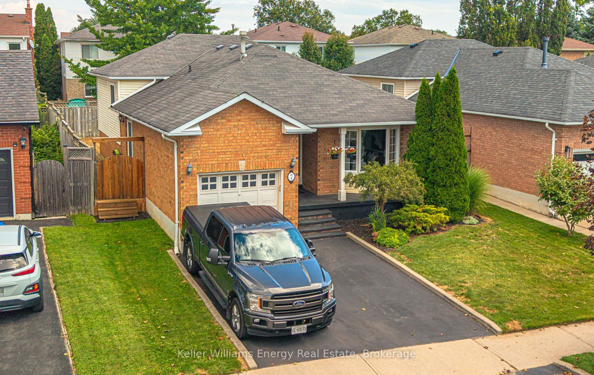 Photo 41 of 7 Stirling Avenue, Clarington, Courtice — HOMEH