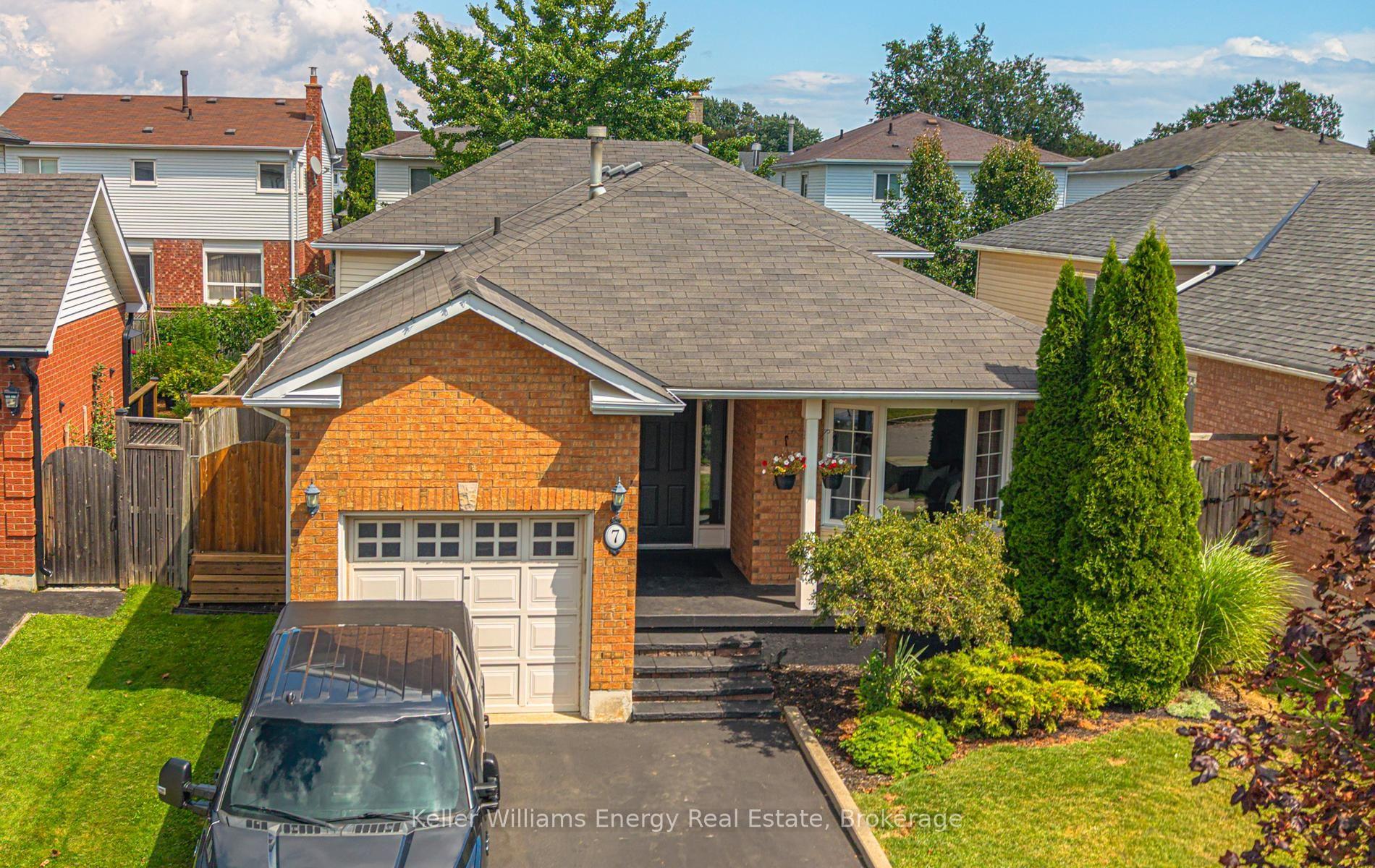 Photo 42 of 7 Stirling Avenue, Clarington, Courtice — HOMEH