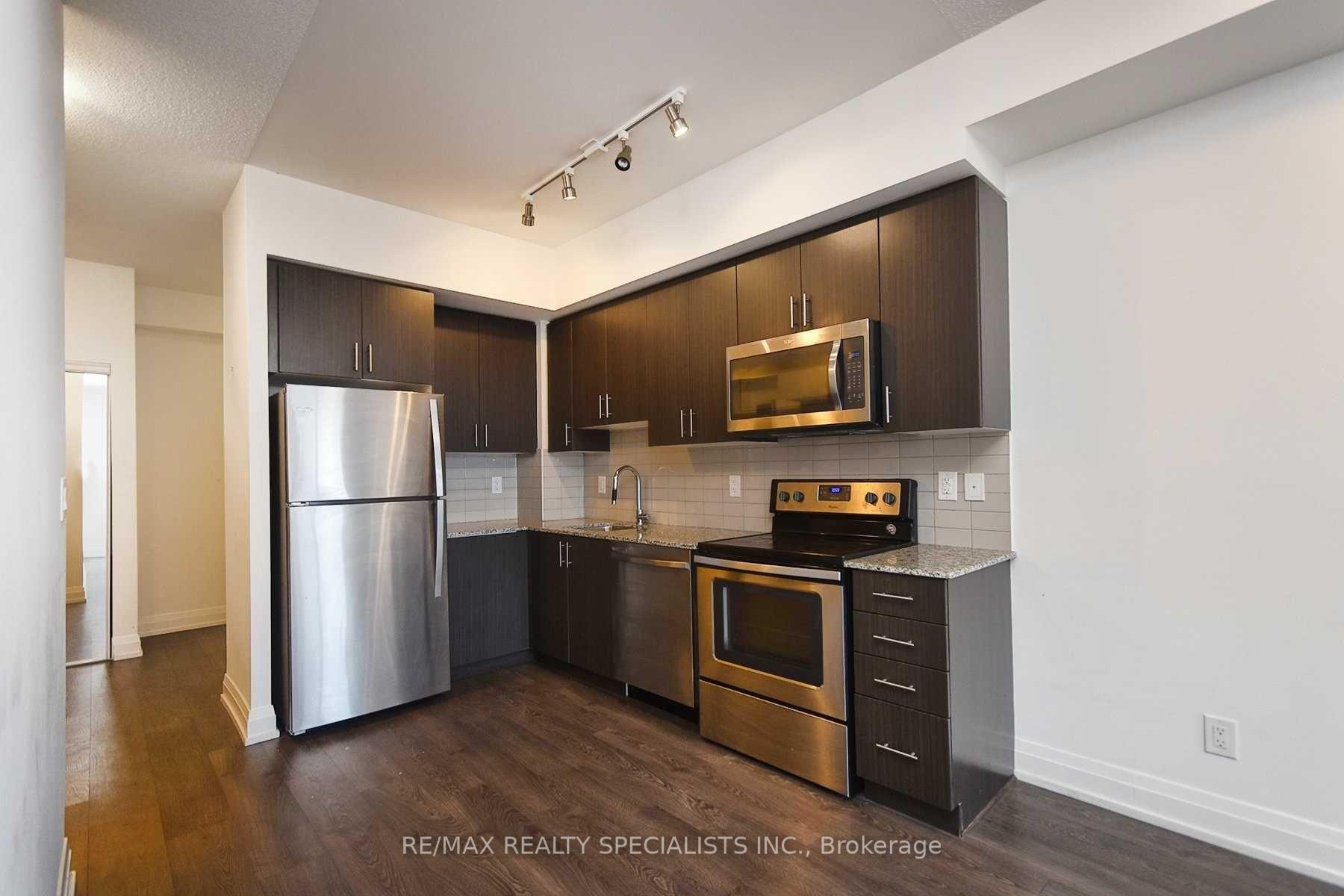 Photo 5 of Unit 501, 3600 Hwy 7, Vaughan, East Woodbridge — HOMEH