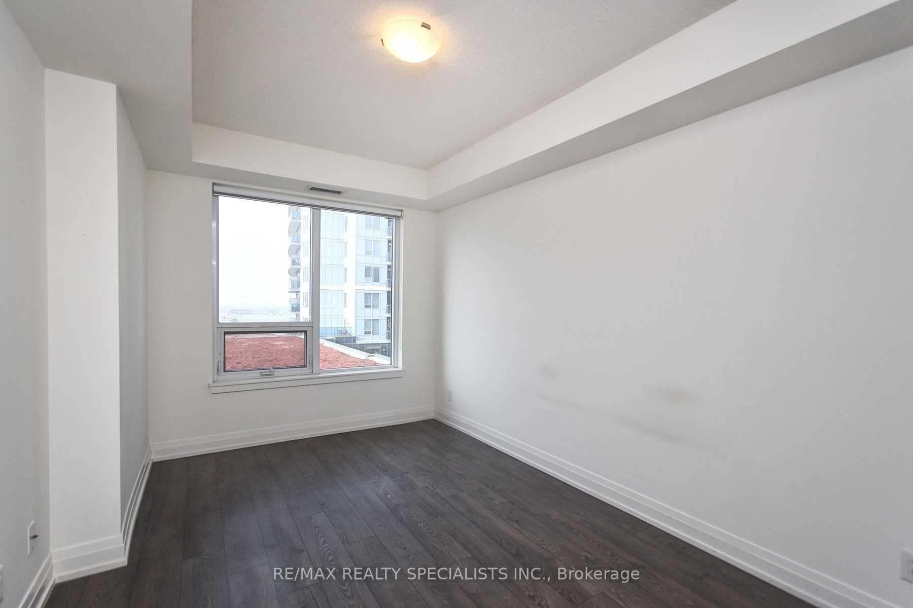 Photo 8 of Unit 501, 3600 Hwy 7, Vaughan, East Woodbridge — HOMEH