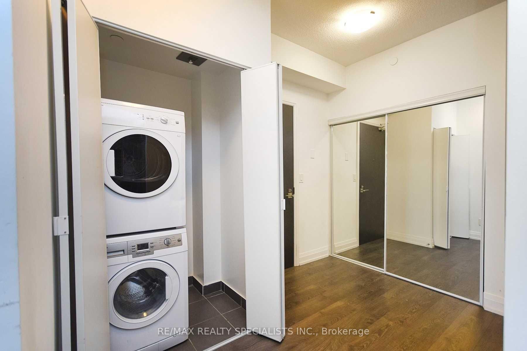 Photo 10 of Unit 501, 3600 Hwy 7, Vaughan, East Woodbridge — HOMEH