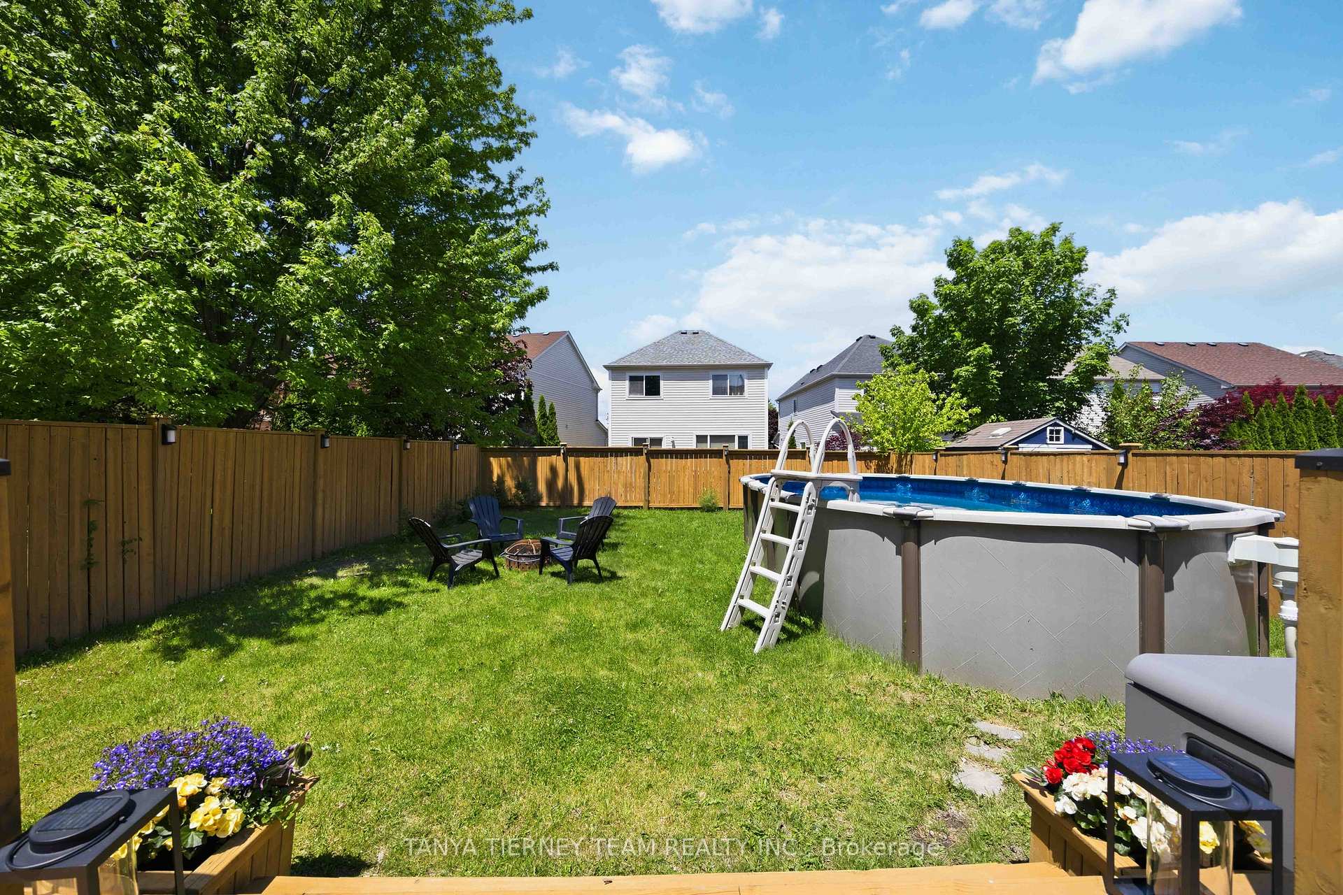 Photo 45 of 76 Vipond Road, Whitby, Brooklin — HOMEH