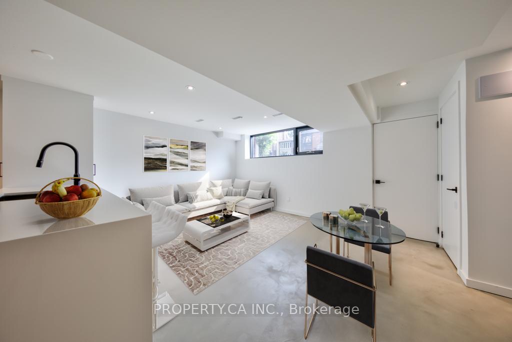 Photo 3 of Unit Lower, 572 Palmerston Avenue, Toronto, The Annex — HOMEH