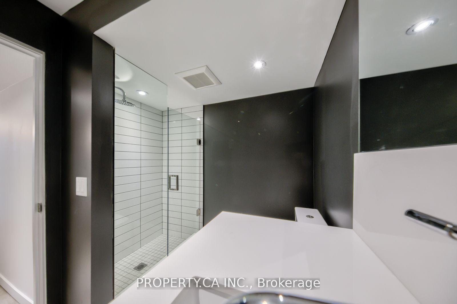 Photo 10 of Unit Lower, 572 Palmerston Avenue, Toronto, The Annex — HOMEH