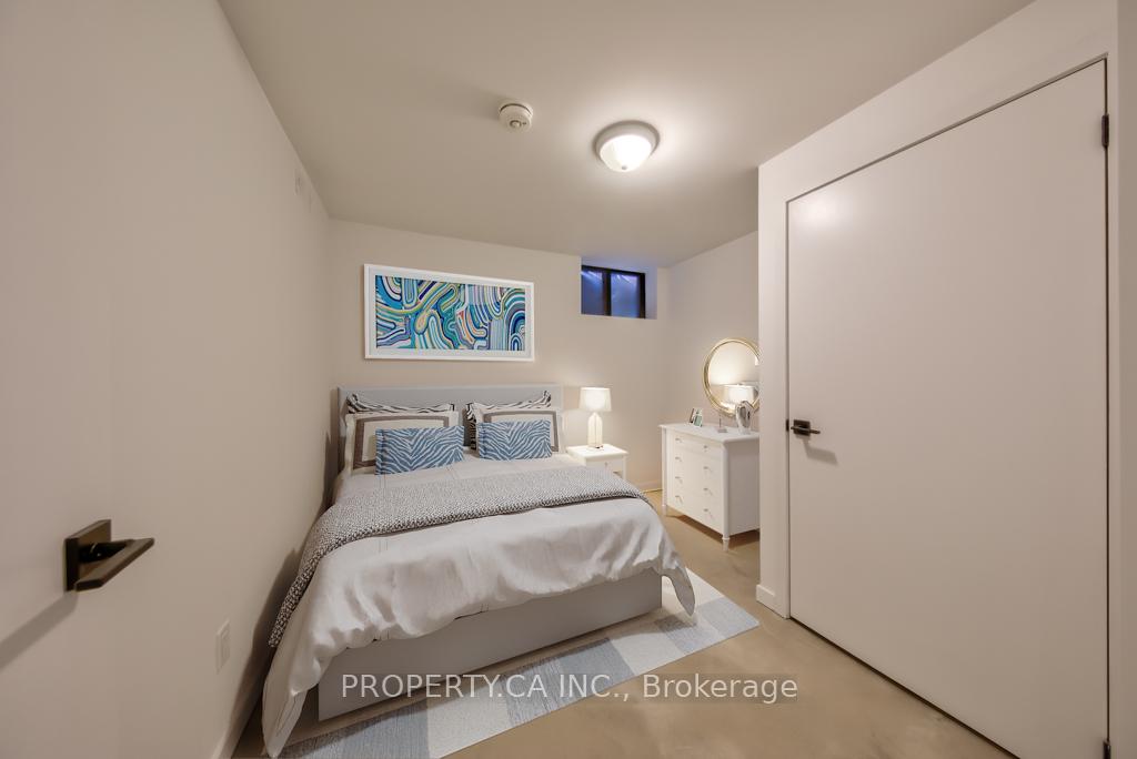 Photo 11 of Unit Lower, 572 Palmerston Avenue, Toronto, The Annex — HOMEH