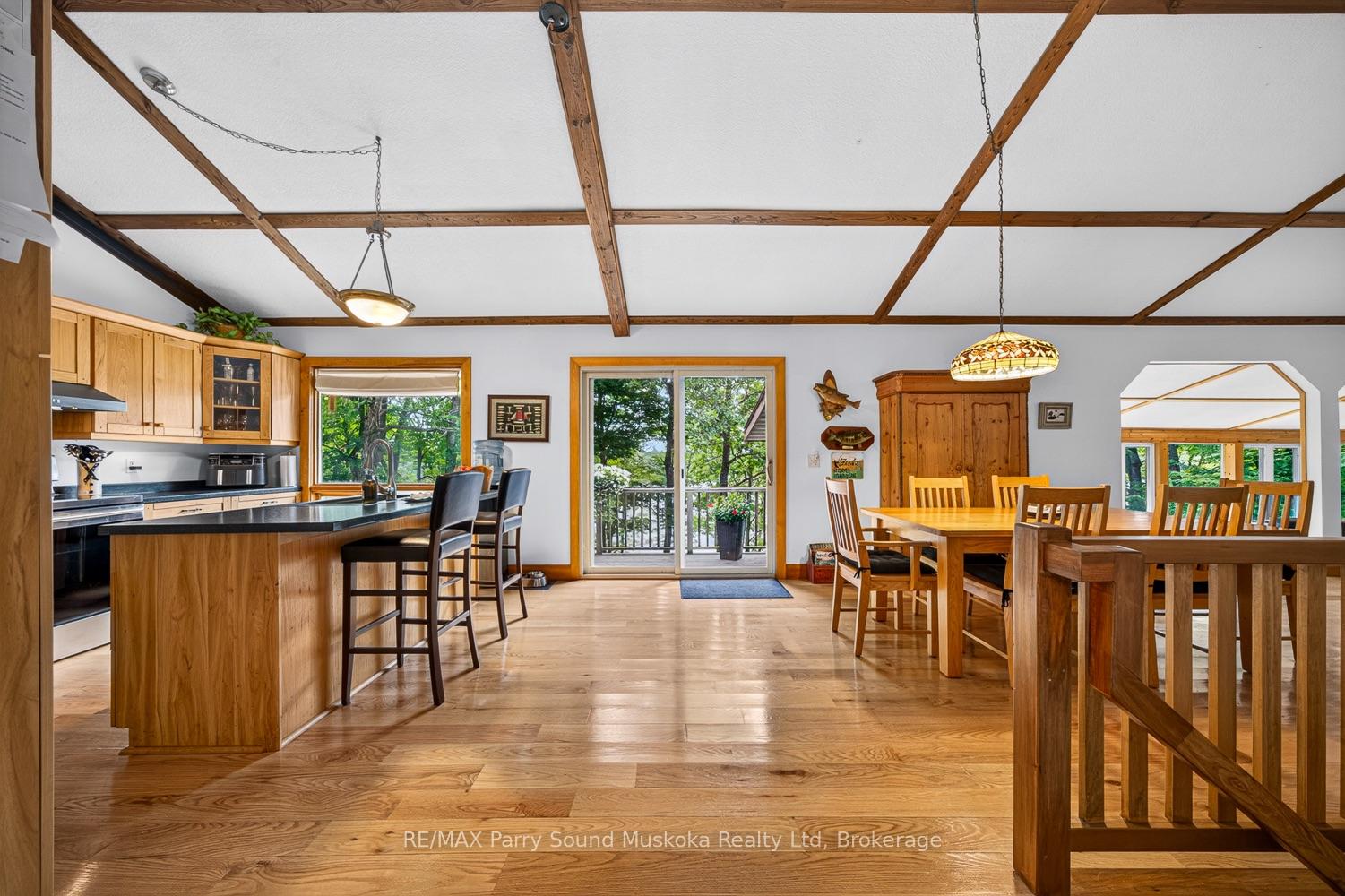 Photo 14 of 53 Crown Retreats Road, Whitestone, Hagerman — HOMEH