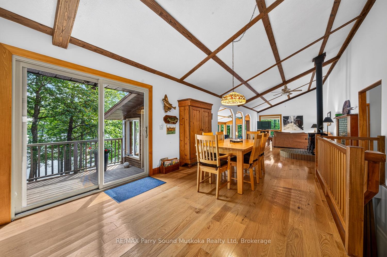 Photo 16 of 53 Crown Retreats Road, Whitestone, Hagerman — HOMEH