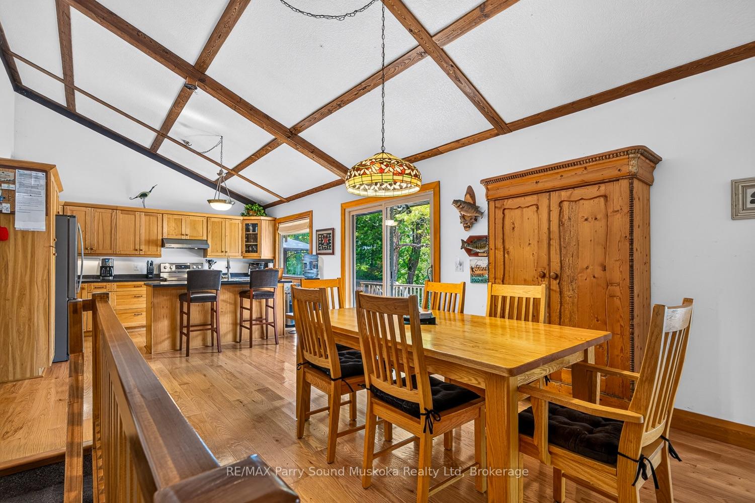 Photo 17 of 53 Crown Retreats Road, Whitestone, Hagerman — HOMEH