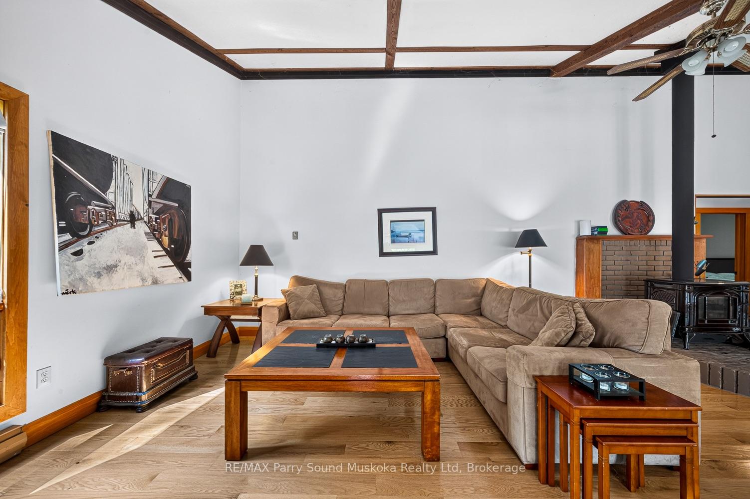 Photo 21 of 53 Crown Retreats Road, Whitestone, Hagerman — HOMEH