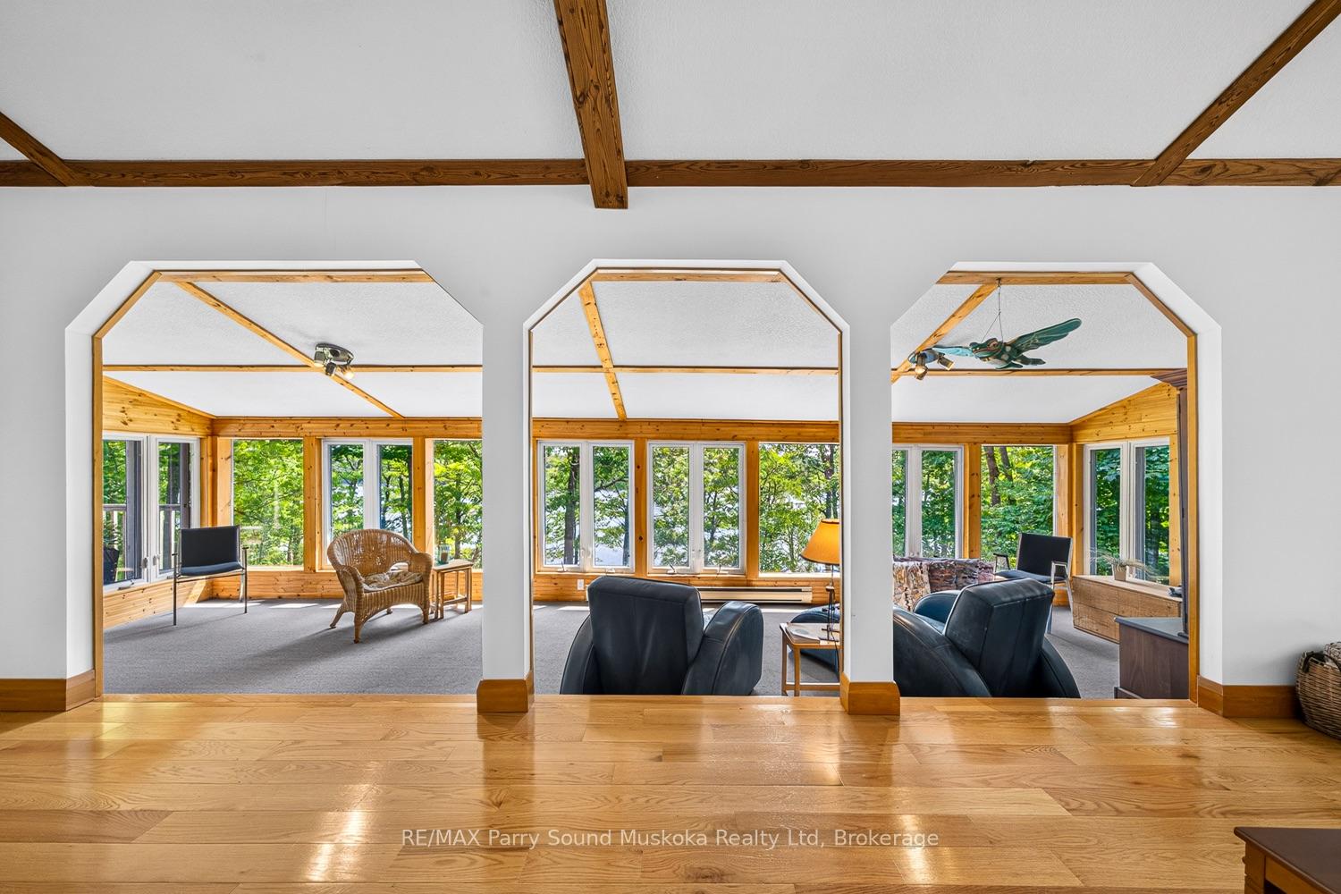 Photo 23 of 53 Crown Retreats Road, Whitestone, Hagerman — HOMEH