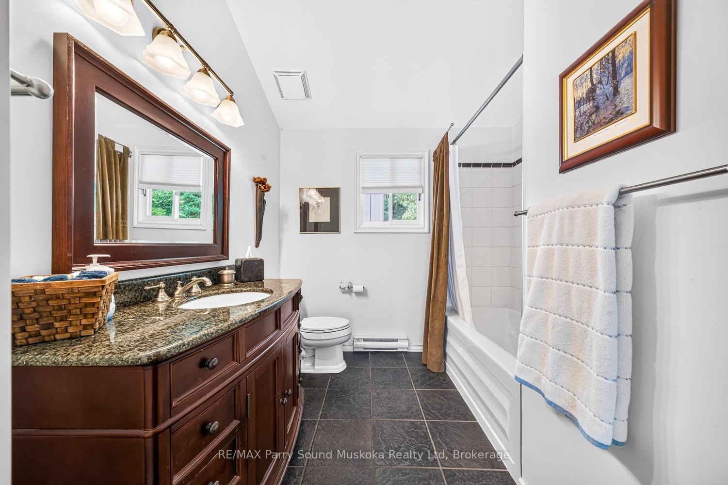 Photo 28 of 53 Crown Retreats Road, Whitestone, Hagerman — HOMEH