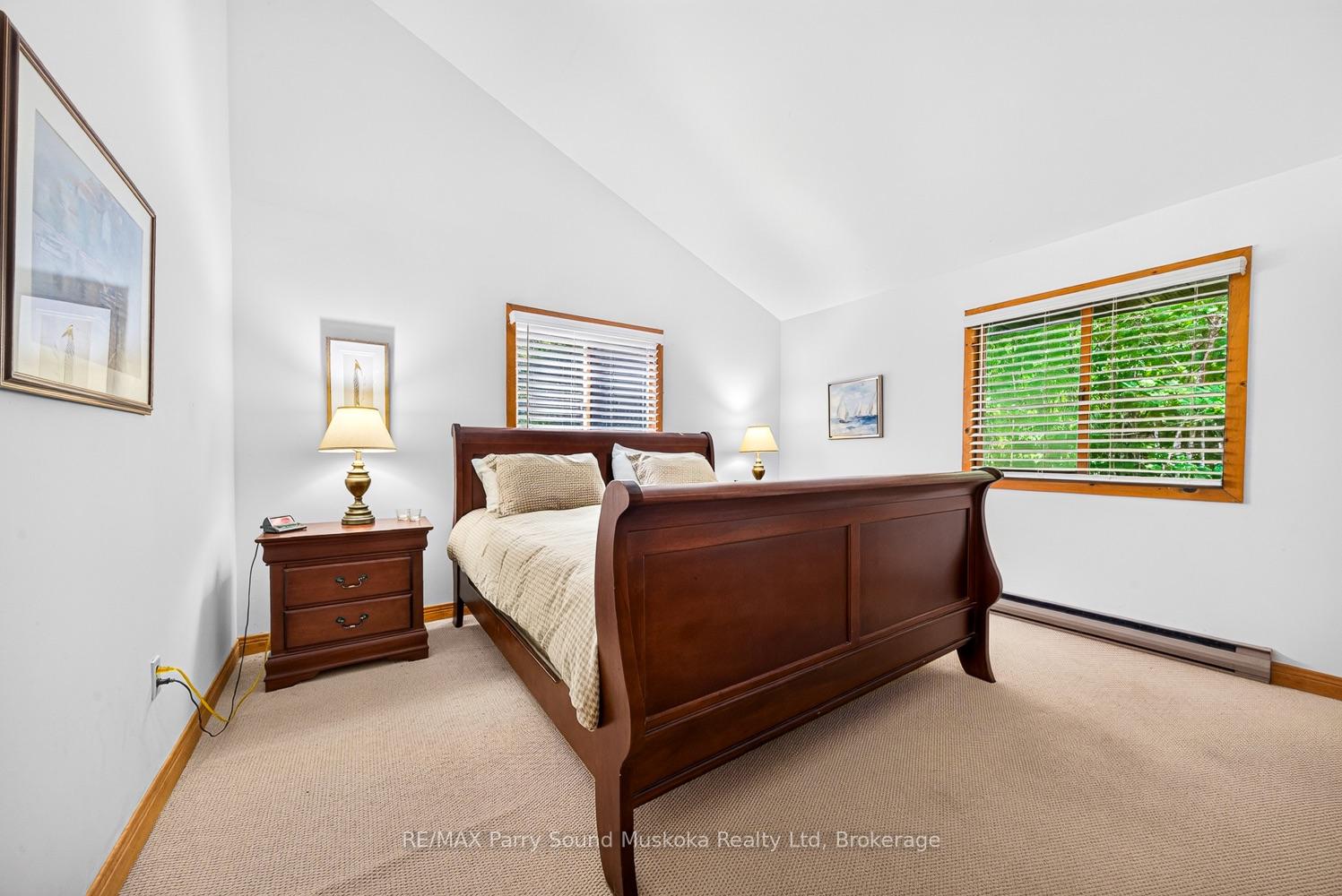 Photo 32 of 53 Crown Retreats Road, Whitestone, Hagerman — HOMEH