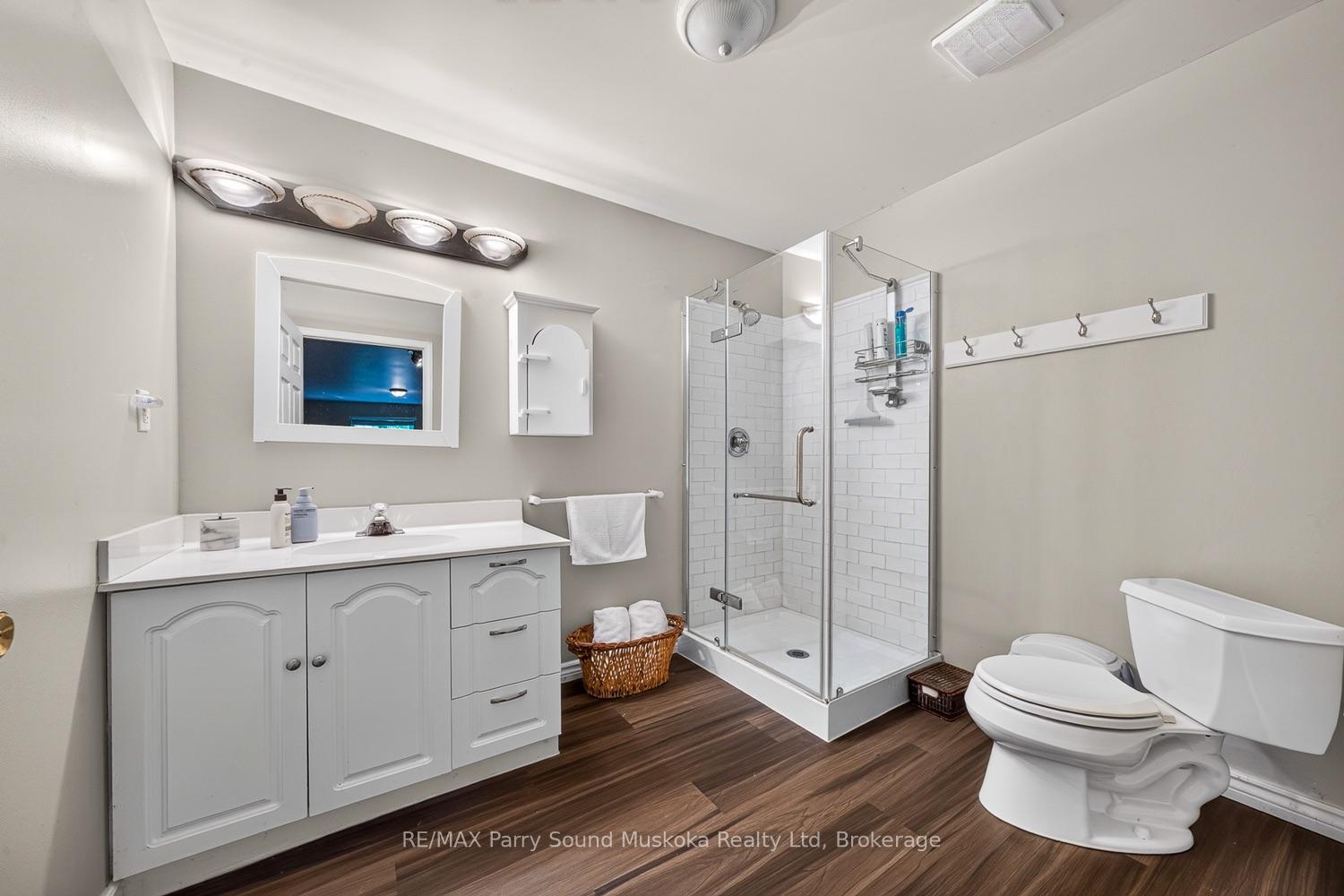 Photo 39 of 53 Crown Retreats Road, Whitestone, Hagerman — HOMEH