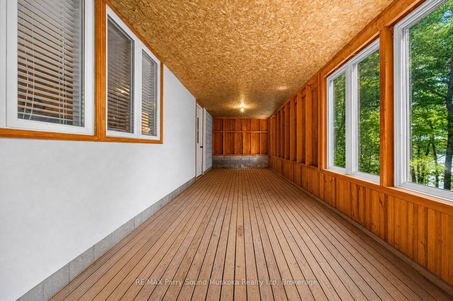 Photo 42 of 53 Crown Retreats Road, Whitestone, Hagerman — HOMEH
