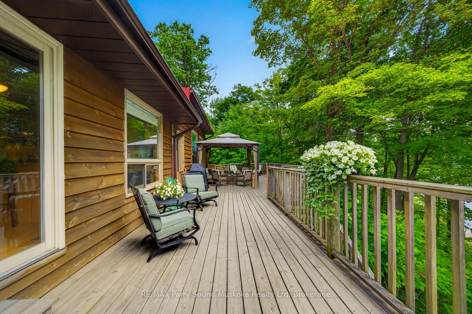 Photo 44 of 53 Crown Retreats Road, Whitestone, Hagerman — HOMEH