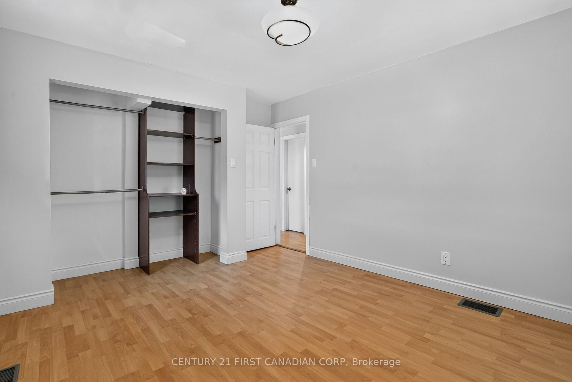 Photo 15 of 244 Edinburgh Street, London, North N — HOMEH