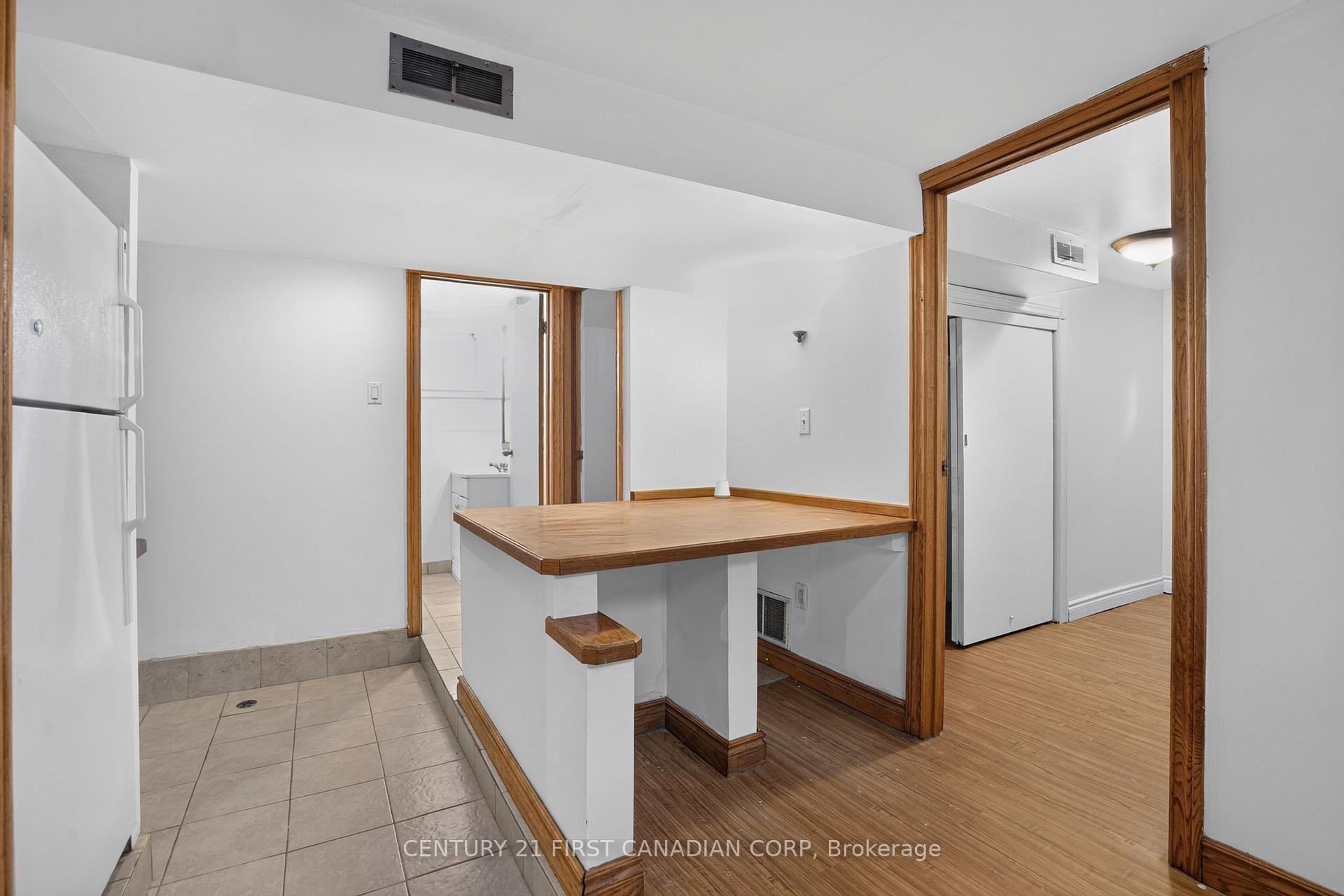Photo 24 of 244 Edinburgh Street, London, North N — HOMEH