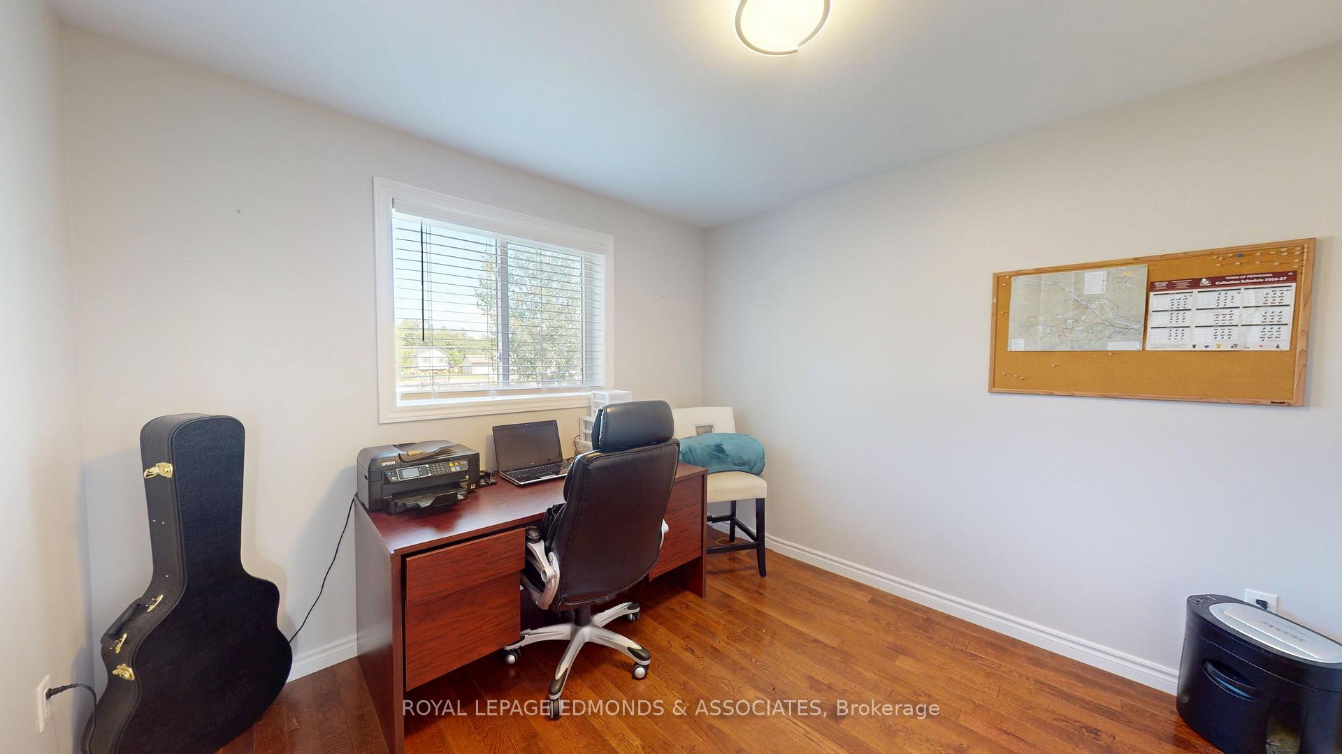 Photo 25 of 47 Winfield Street, Petawawa, Petawawa — HOMEH