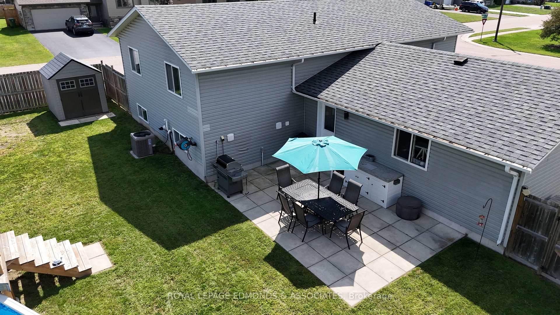 Photo 36 of 47 Winfield Street, Petawawa, Petawawa — HOMEH