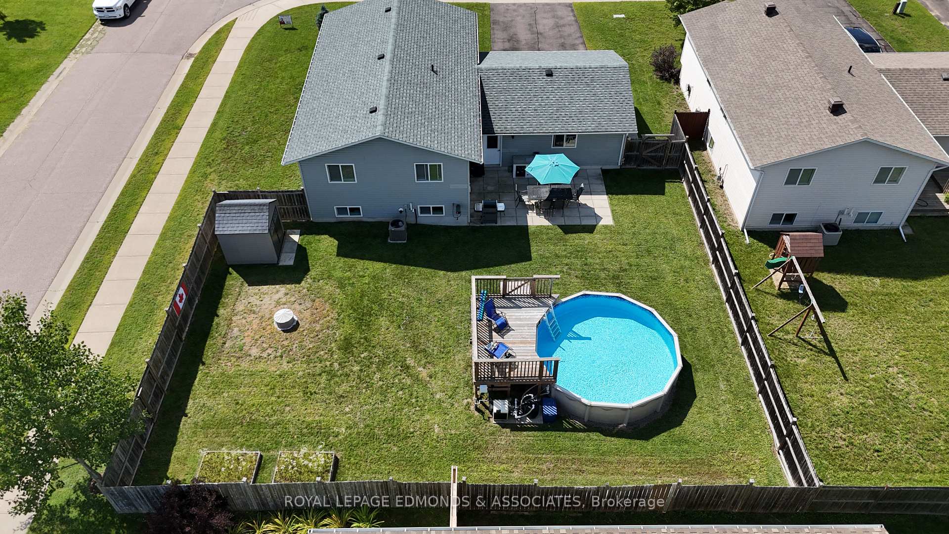 Photo 39 of 47 Winfield Street, Petawawa, Petawawa — HOMEH