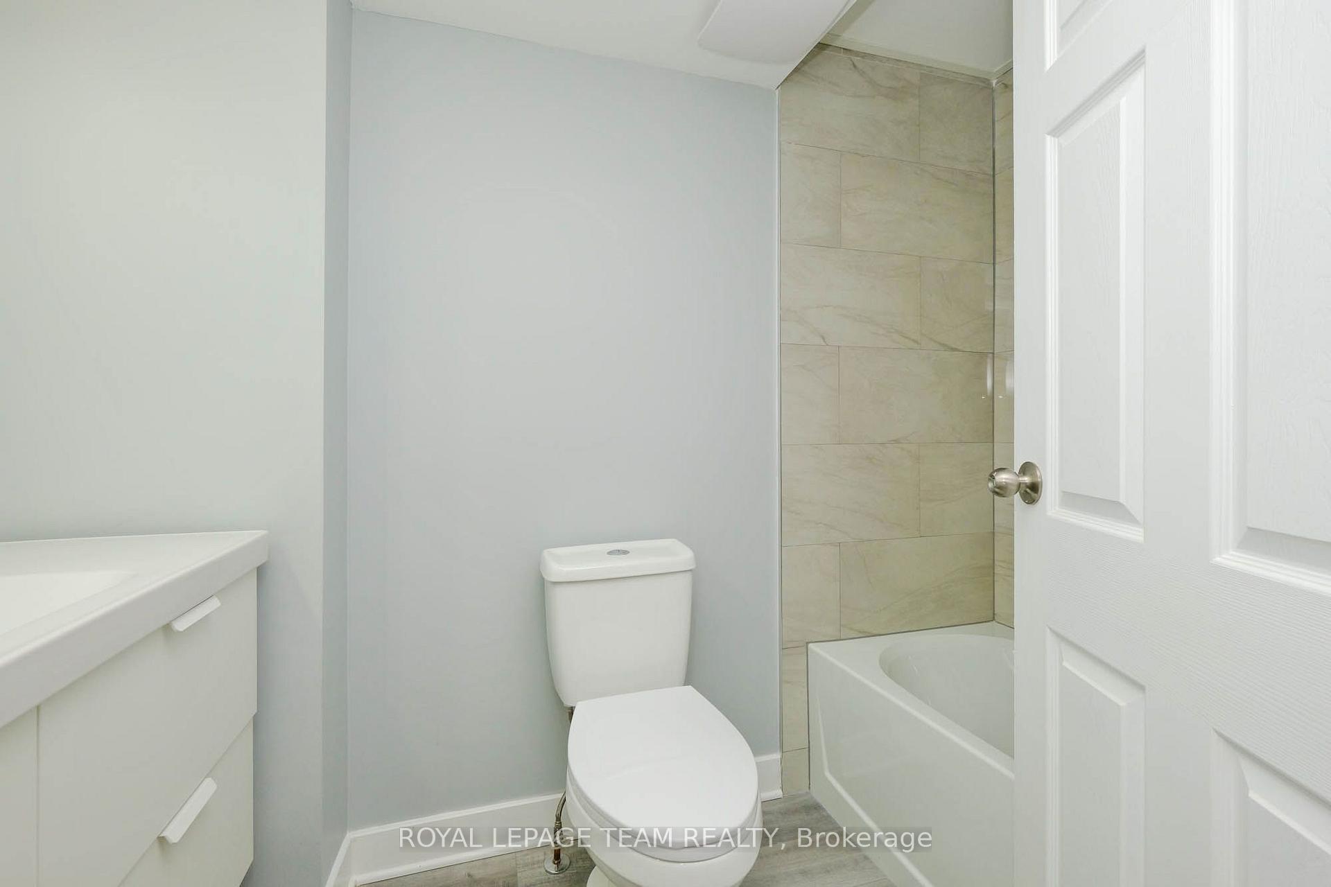 Photo 7 of Unit Unit 1, 47 Riverdale Avenue, Ottawa, Old Ottawa South/Rideau Gardens — HOMEH